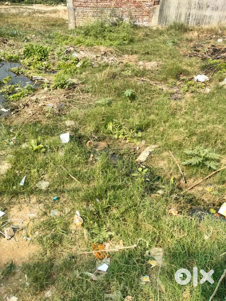 Plot for sale in karhera near City forest