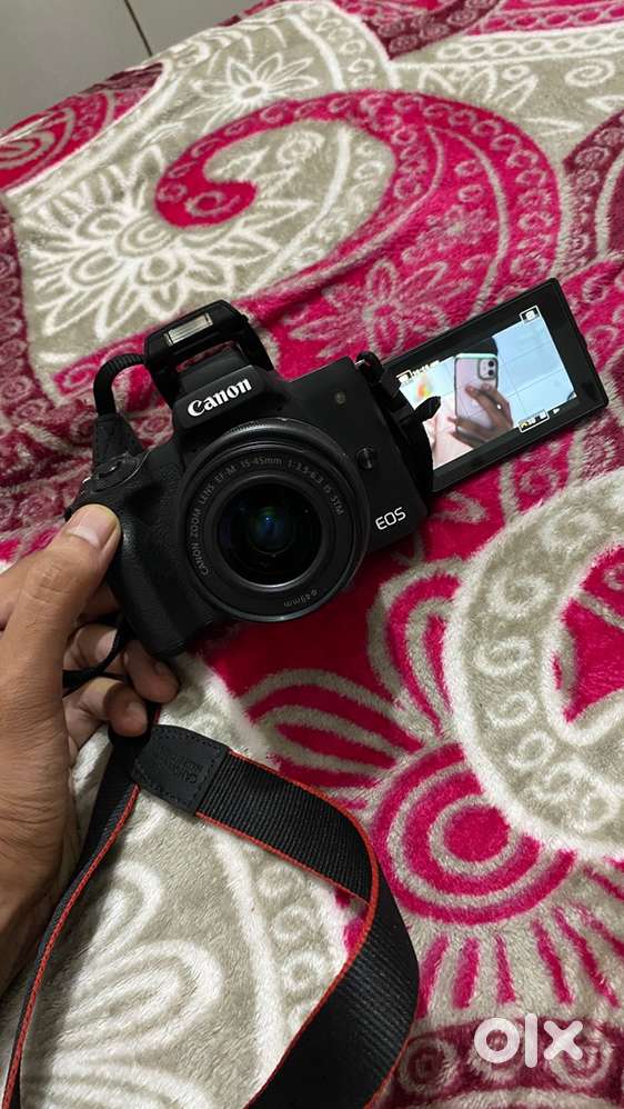 Canon M50 (4K Mirrorless Camera)