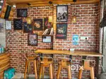 Fully Furnished & Equipped Cafe for Sale near Comm St (US Pizza)