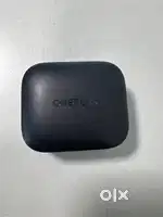 Oneplus buds 3 (left earbud and charging case)
