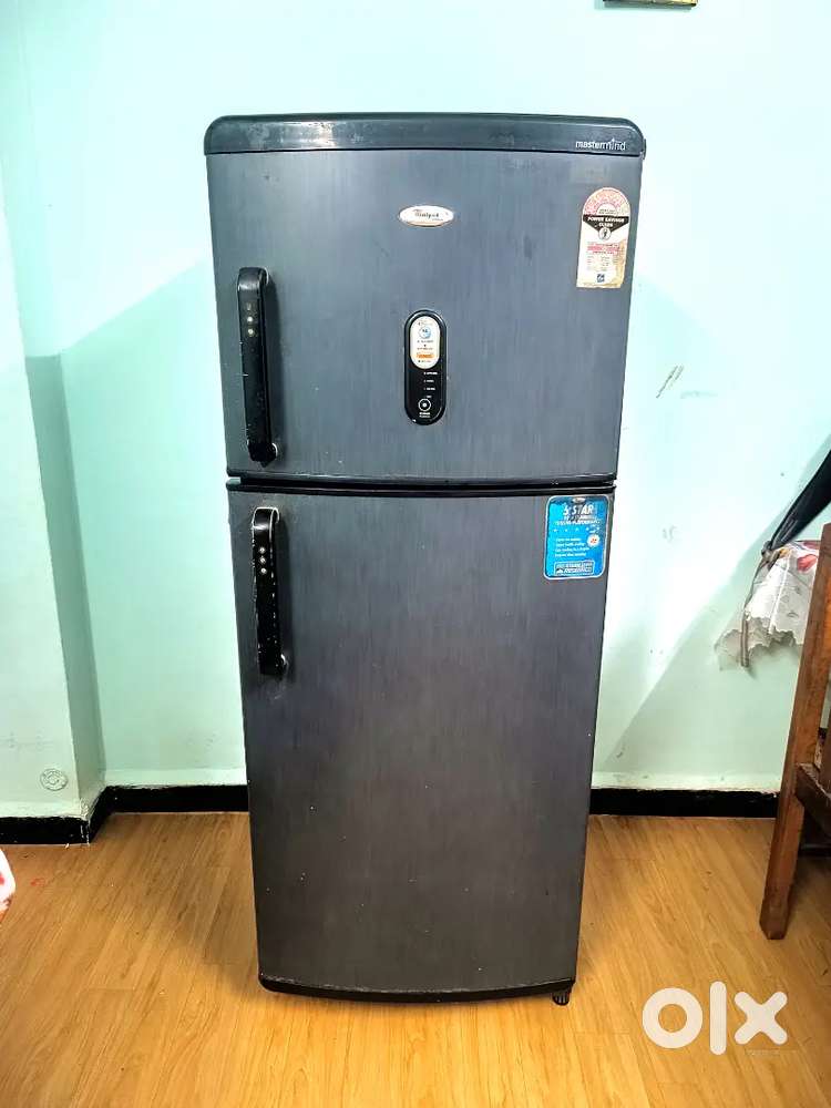 Whirlpool fridge in nice condition for cheap rate double door fridge