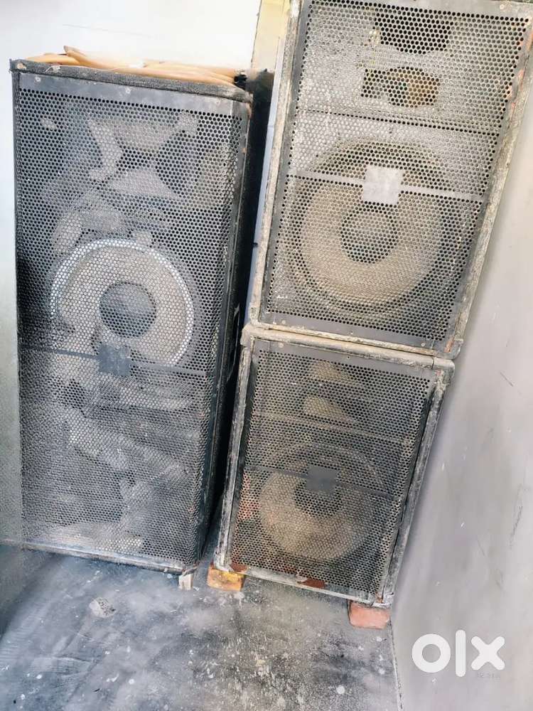 15 Inch speakers - 2 single & 1 Double column ( Good condition)