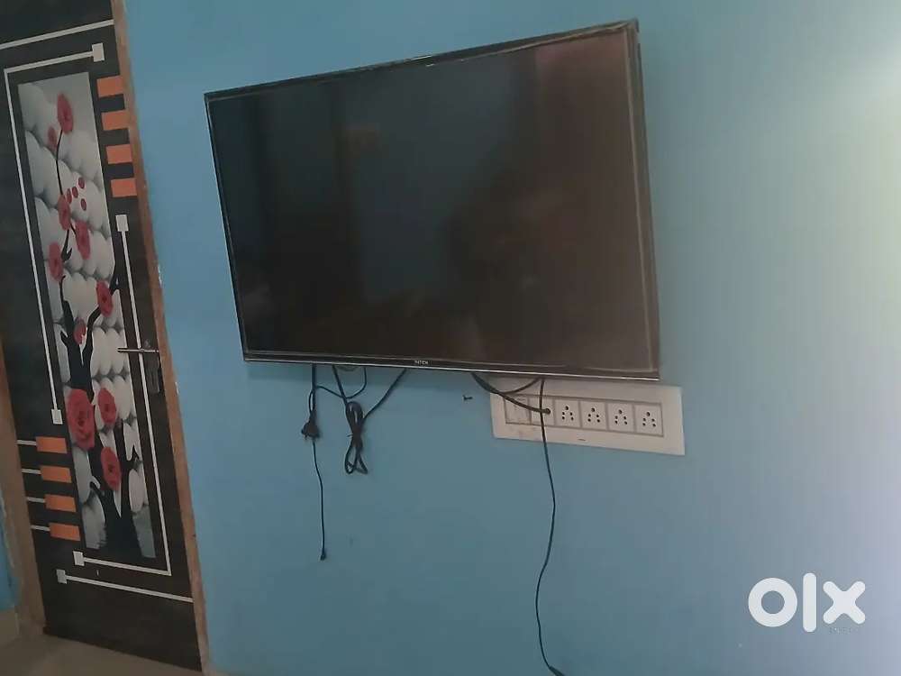 Premium Intex 43 inch  LED TV  Excellent Condition,Wall Mount Included
