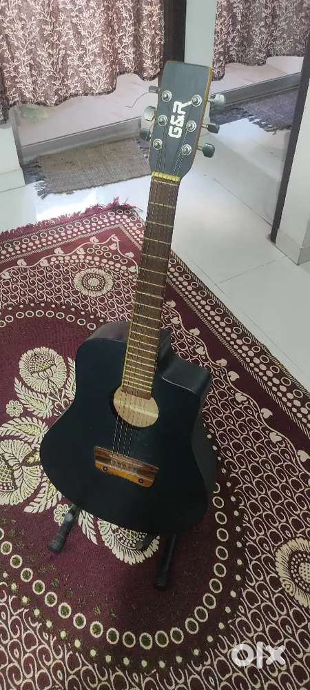 Selling G&R acoustic guitar