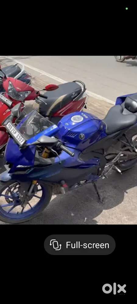 Yamaha R15 v4