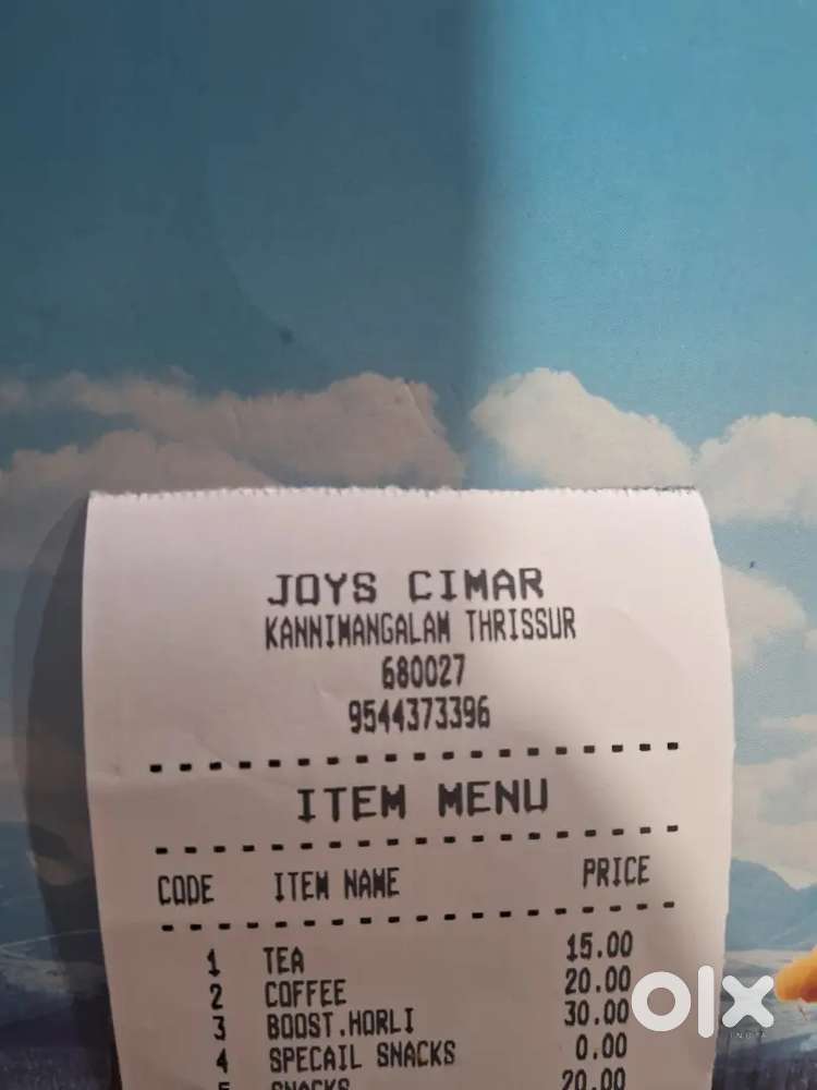 Cashier with supervisor for hos canteen