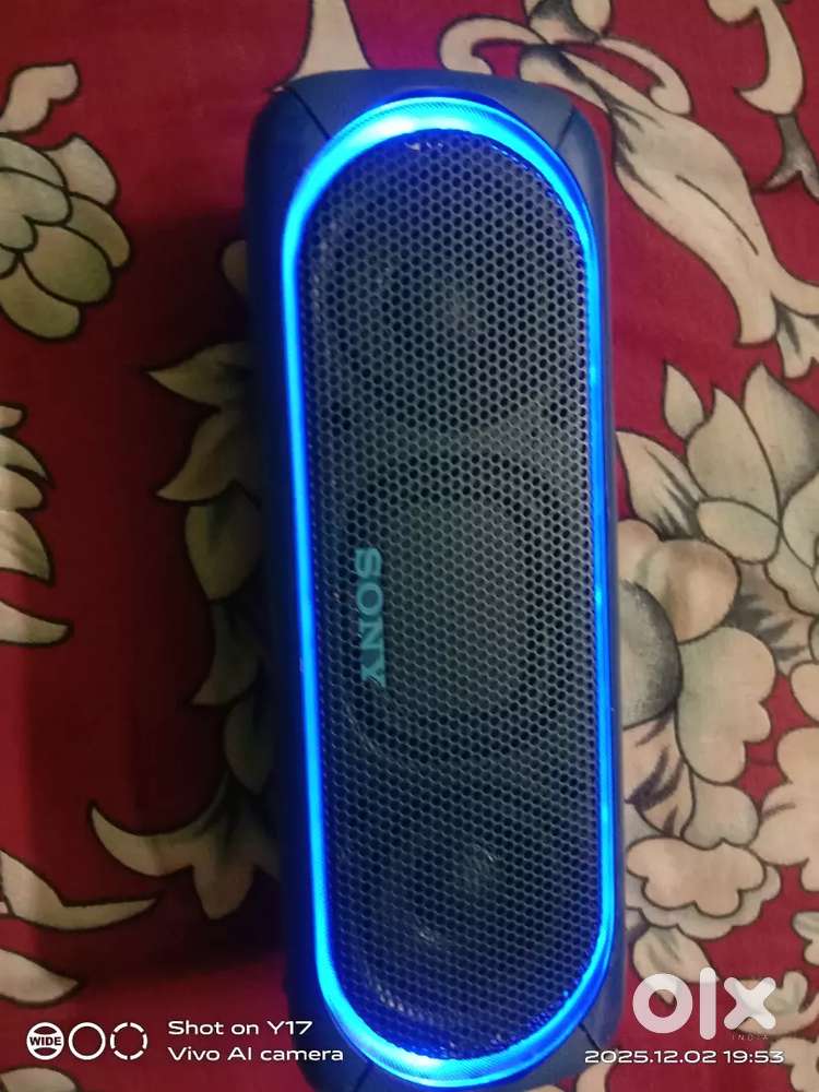 Sony bluetooth USB aux Model No SRS XB30 24 hours battery extra bass