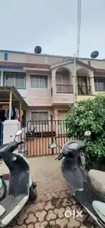 2BHK  location 1.6 km Nanavati circle pase. Sterling Hospital pachad