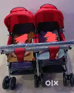 Twins tramp