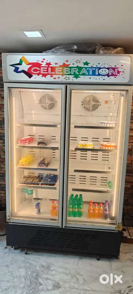 3pcs Cake fridge and Visicooler