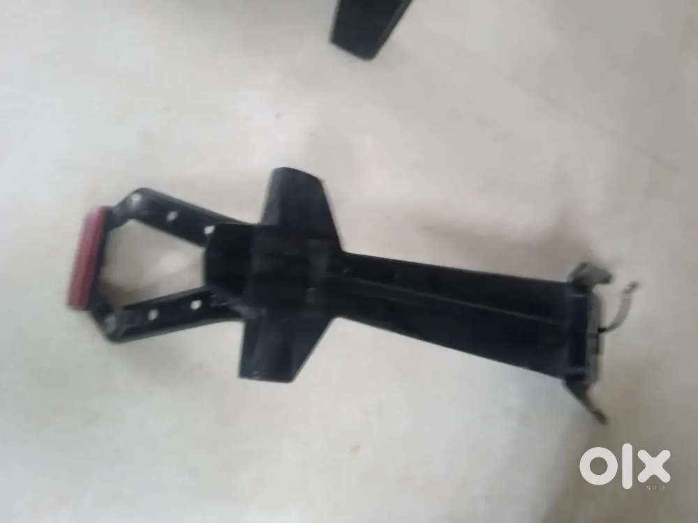 Duke 250390 Tail Metal

Bs4