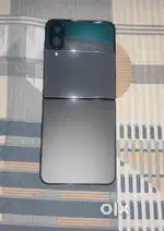 Bilkul brand new no any scrach and no problem or bas ek mahina chalaya