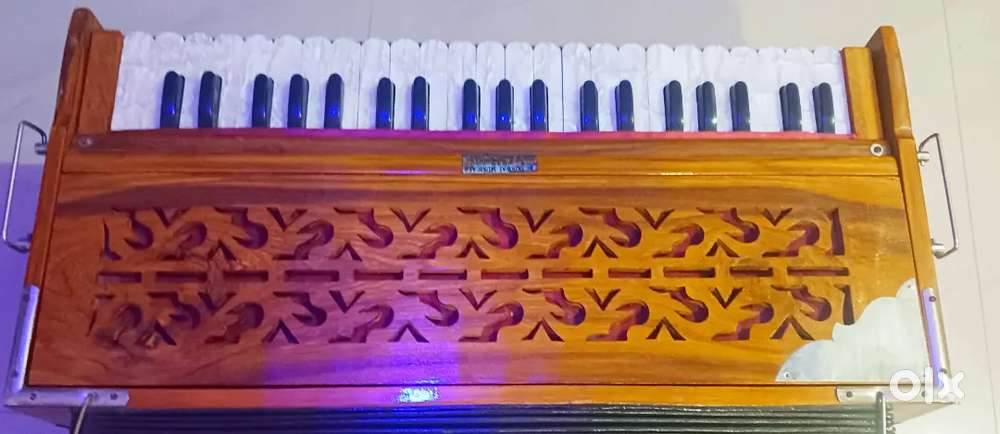 Non Chenger Harmonium