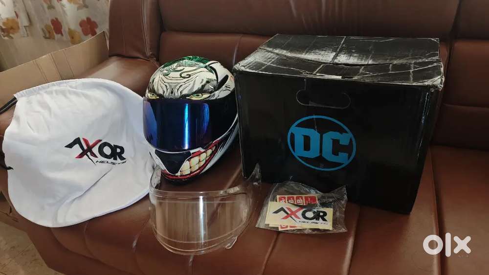 Axor Helmet DC Joker Edition with all accessories