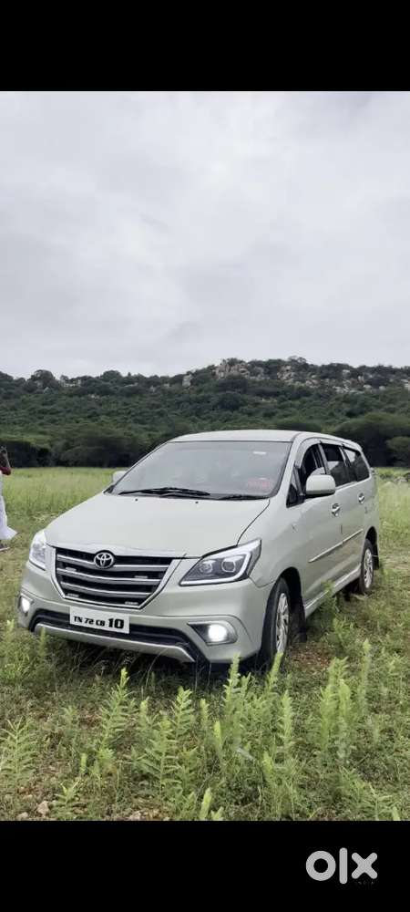 Toyota Innova 2013 Diesel Well Maintained