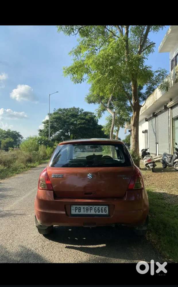 Maruti Suzuki Swift 2009 Diesel 135000 Km Driven