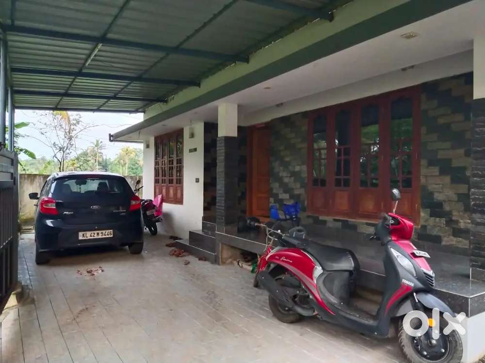 3bhk near  St.Joseph Hospital,Realince supermarket, temple, church