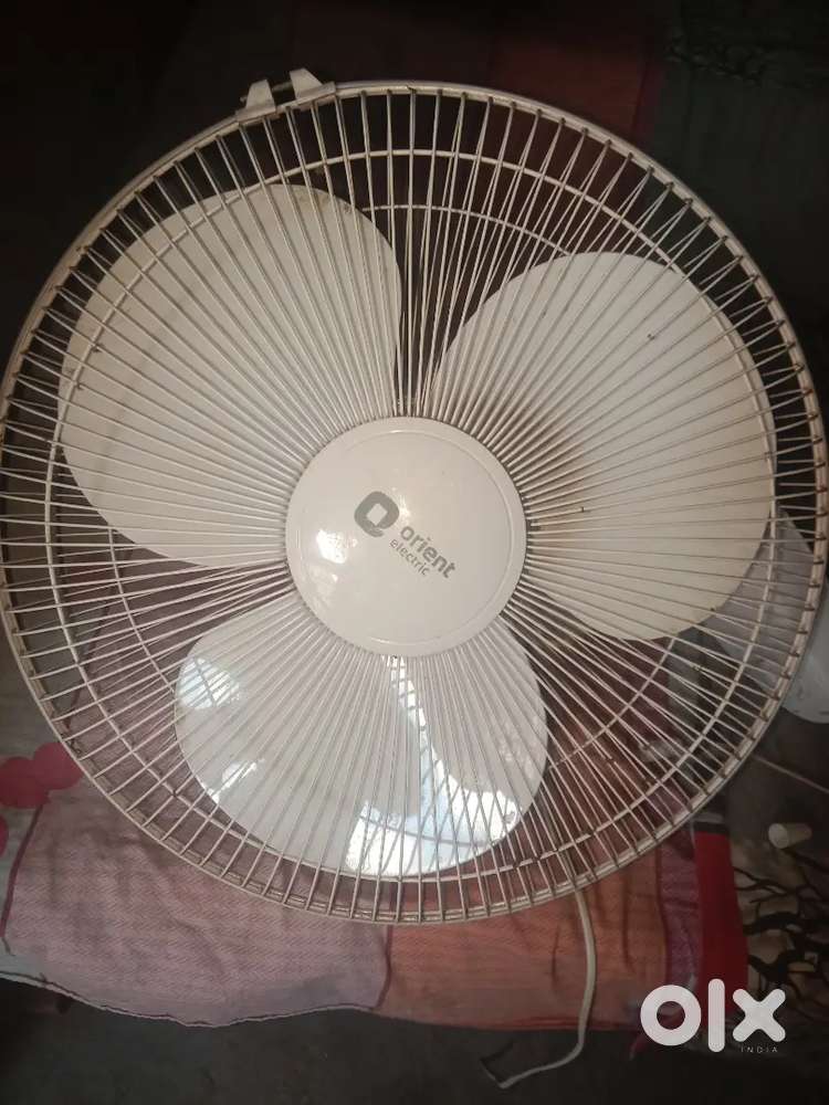 Orient fan  20 din purana Waal fan  2000 rupay