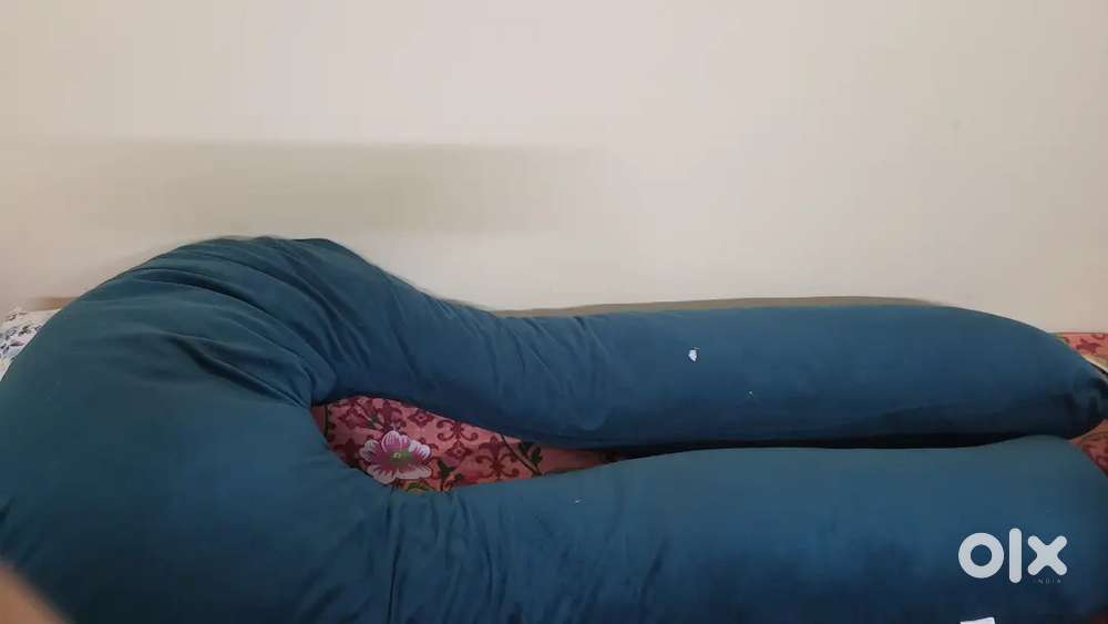 Wakefit Pregnancy pillow