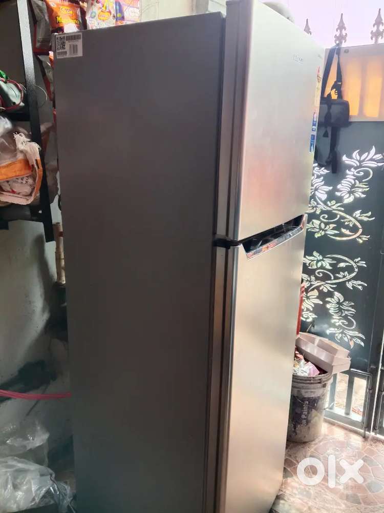 It's a Lloyd fridge