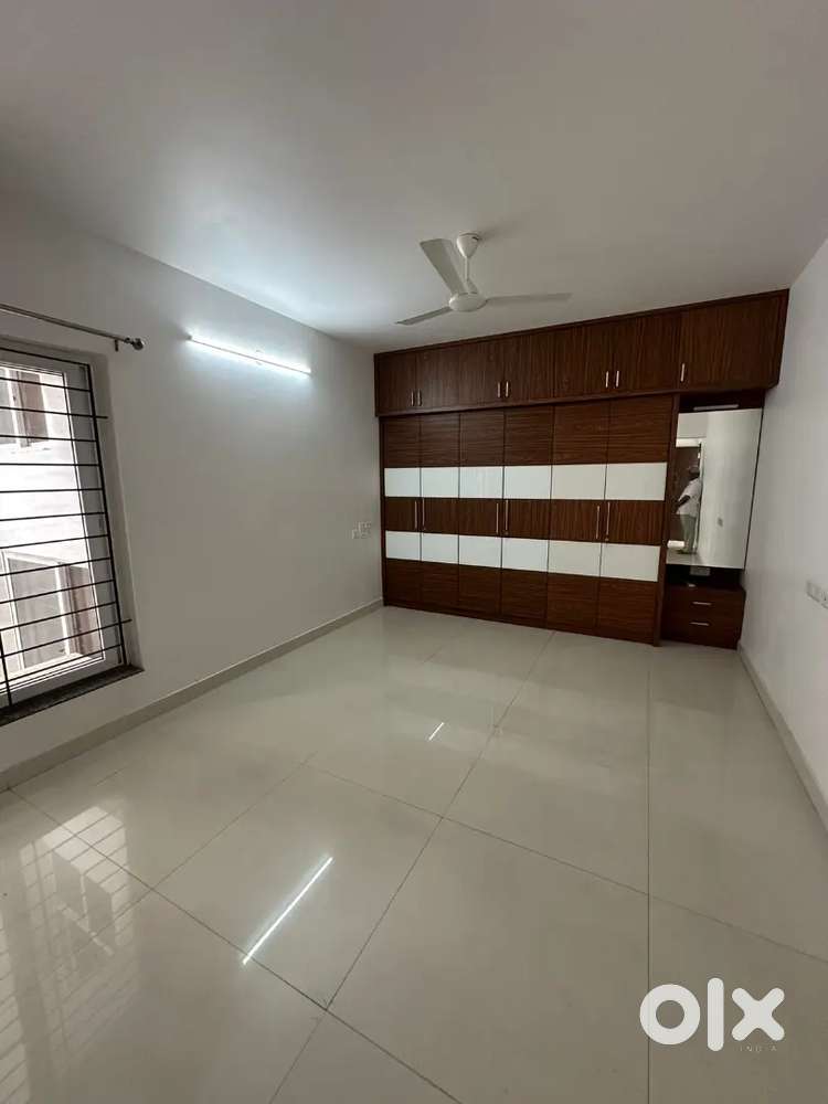 4bhk furnished flat for rent