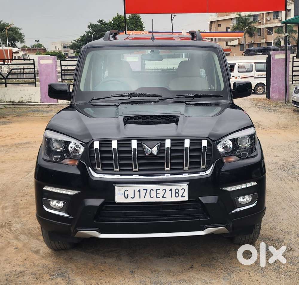 Mahindra Scorpio Classic, 2023, Diesel
