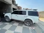 Ford endeavour 2009 model