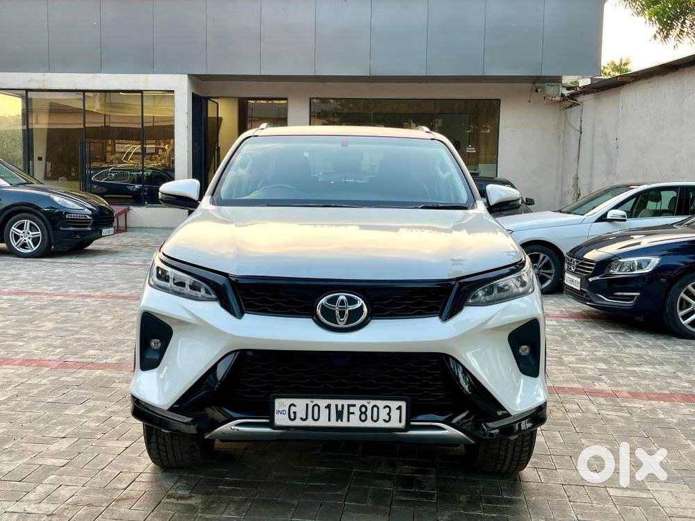 Toyota Fortuner Legender 4X2 AT 2.8, 2022, Diesel