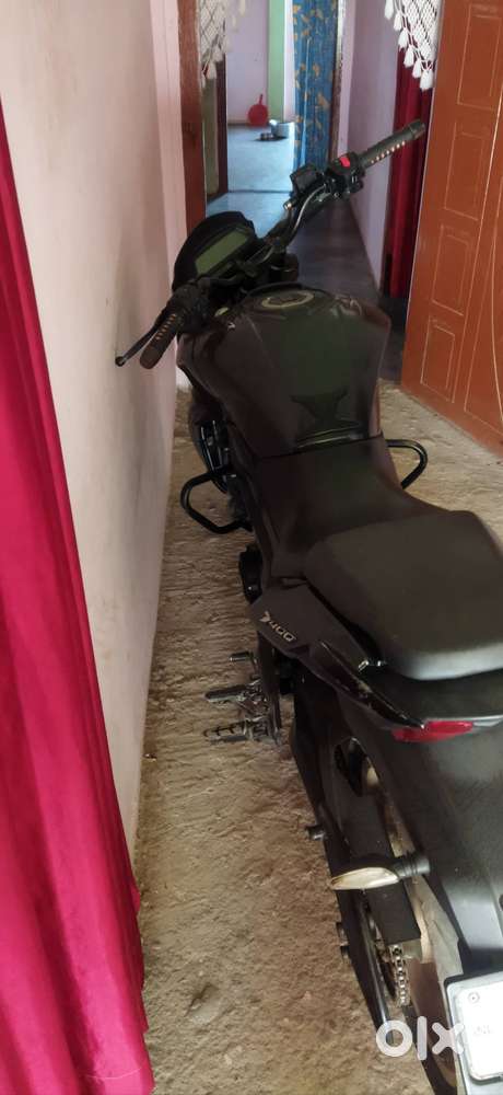 Bajaj Dominar 400