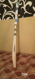 English Willow Gray-Nicolls Hypernova Bat