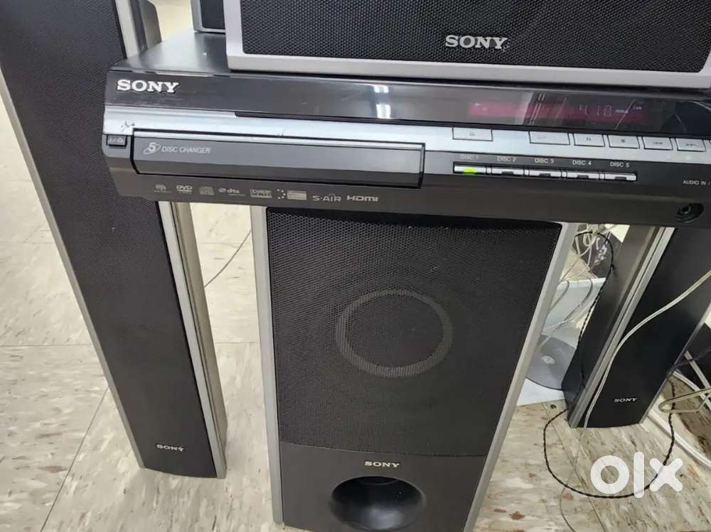 Sony home theatre system DAV-HDX576wF