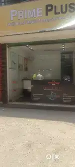 Mobile accessories Salesman