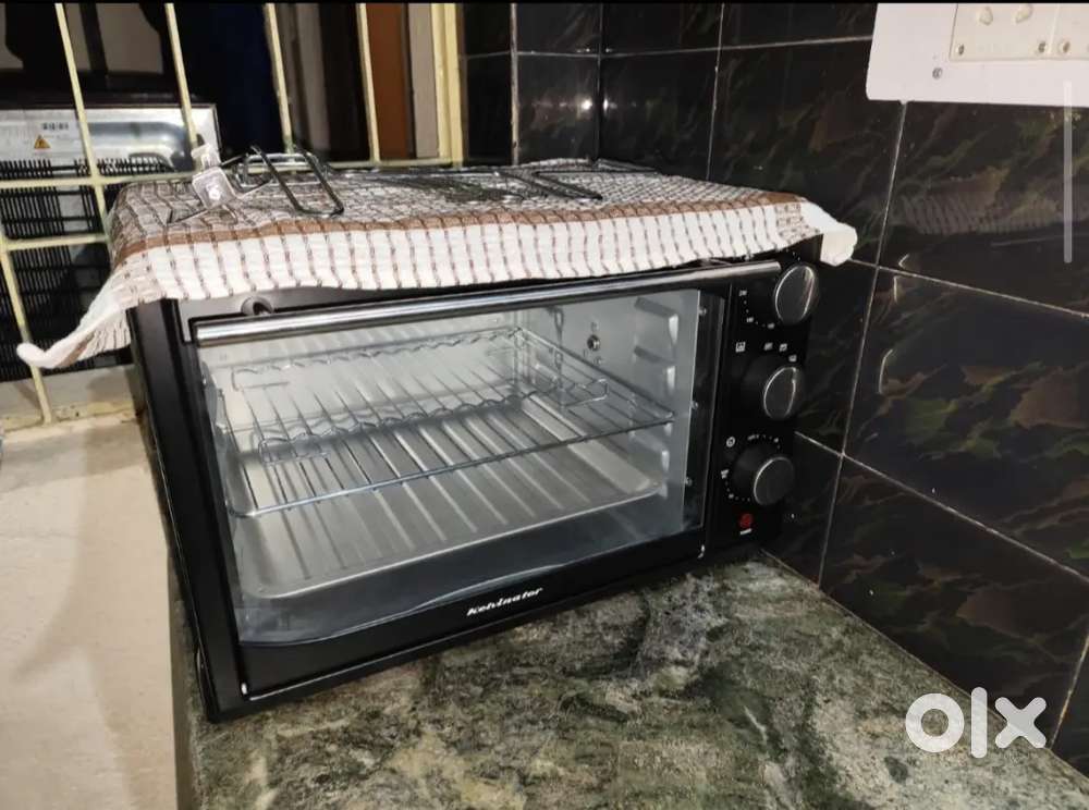 Refrigerator and oven