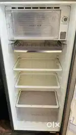 Whirlpool fridge in excellent condition