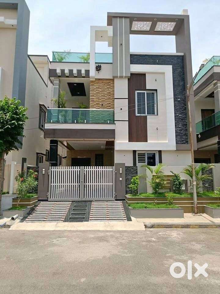 1800 Sft East facinng3Bhk Villas House available in gated Community...