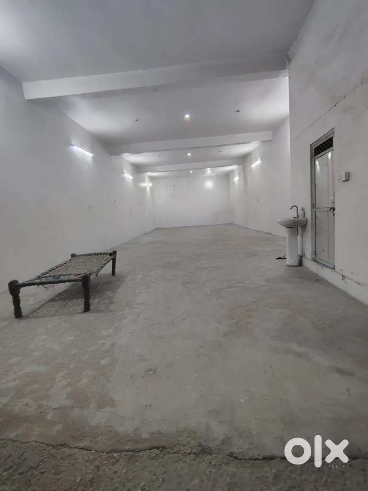 Semi - furnished hall for rent in chauhano wali milak lakri fazalpur