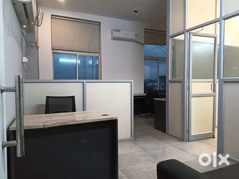 FULLY FURNISHED OFFICE NEAR AJNI SQ