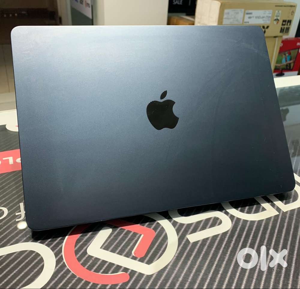 MacBook Air M2 2022 16GB/256GB Midnight Affordable Price 56,000/-