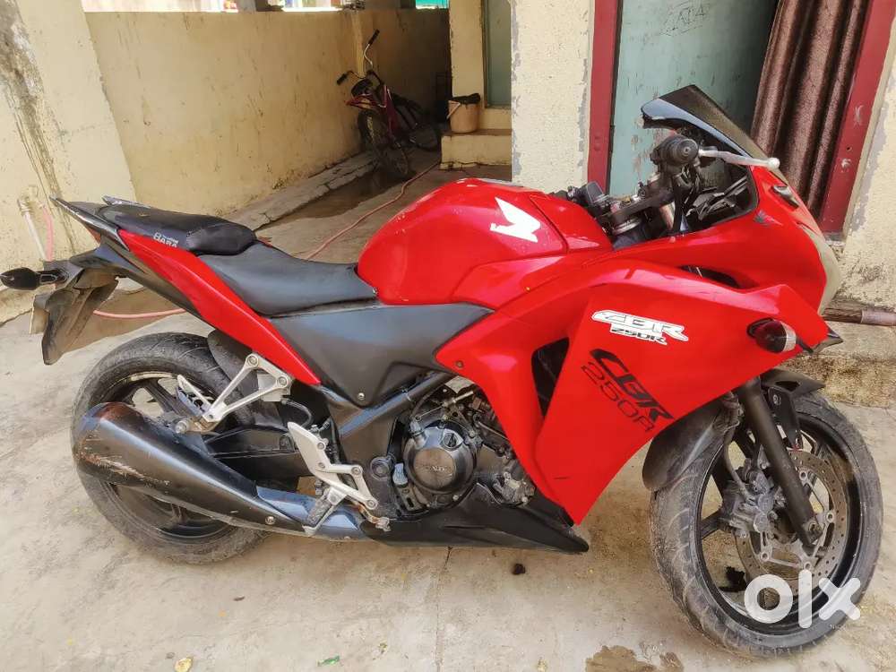 CBR 250 Bike All ensurance Clear