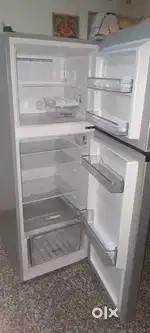 The company of the fridge is Chroma