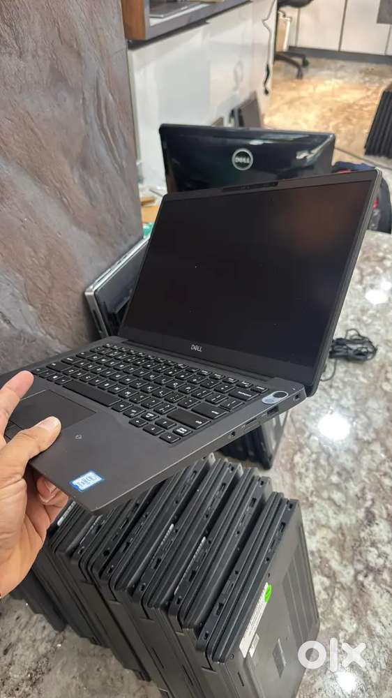 Dell latitude 7400