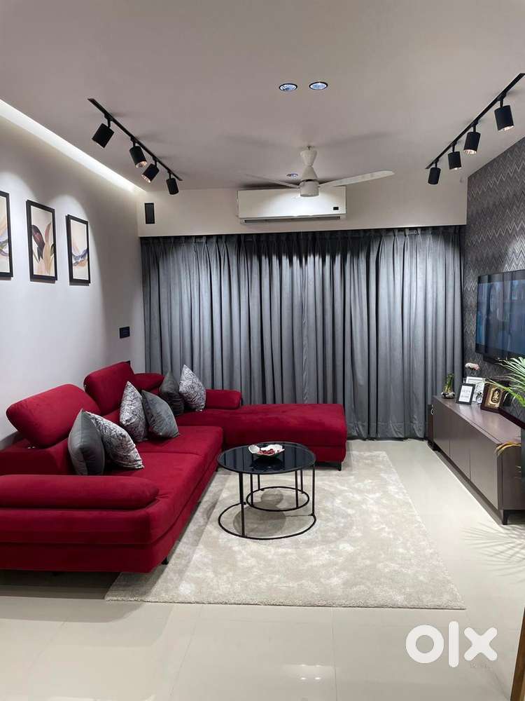 1 BHK ULTRA LUXURIOUS FLAT