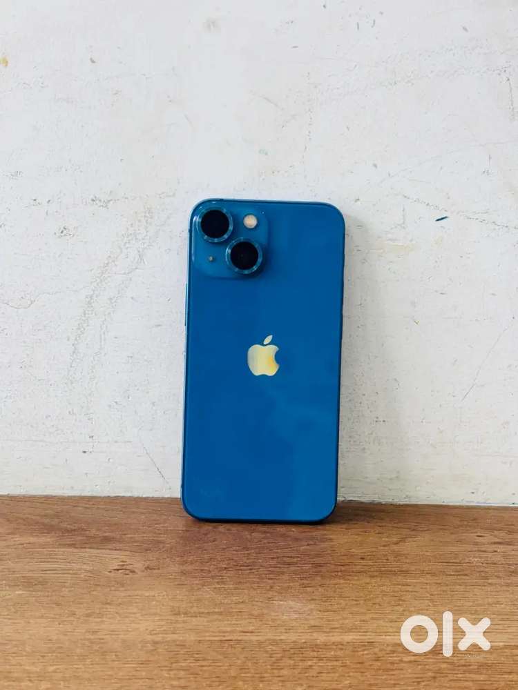 Iphone 13 blue colour