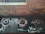 3 burner auto ignition gas oven with glass top