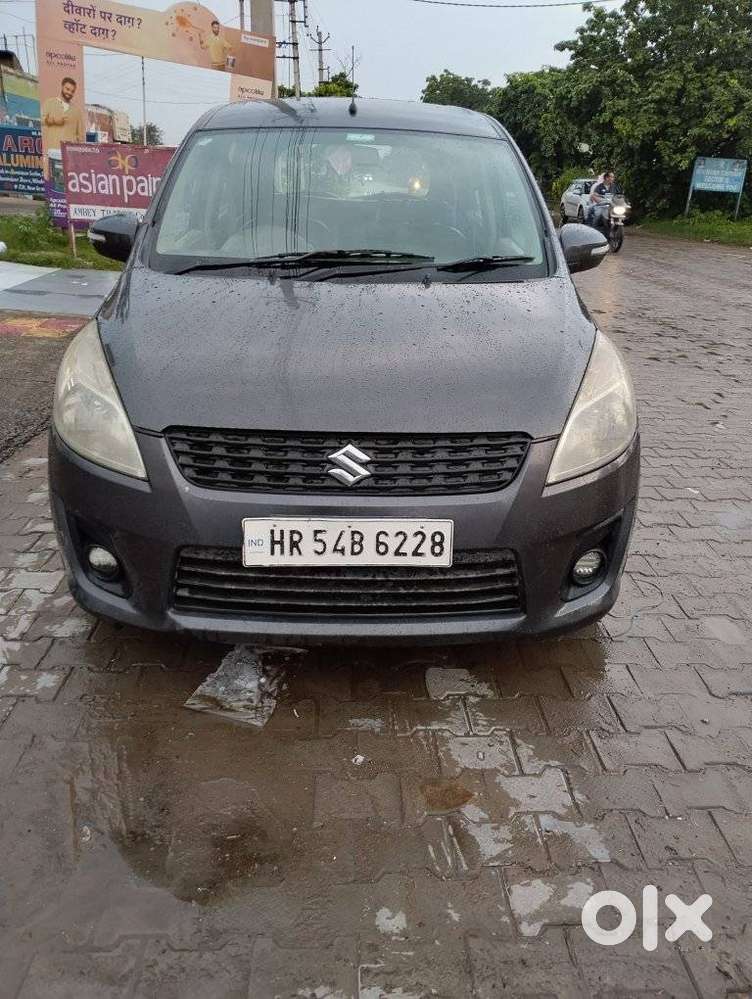Maruti Suzuki Ertiga 2012-2015 ZDI, 2014, Diesel