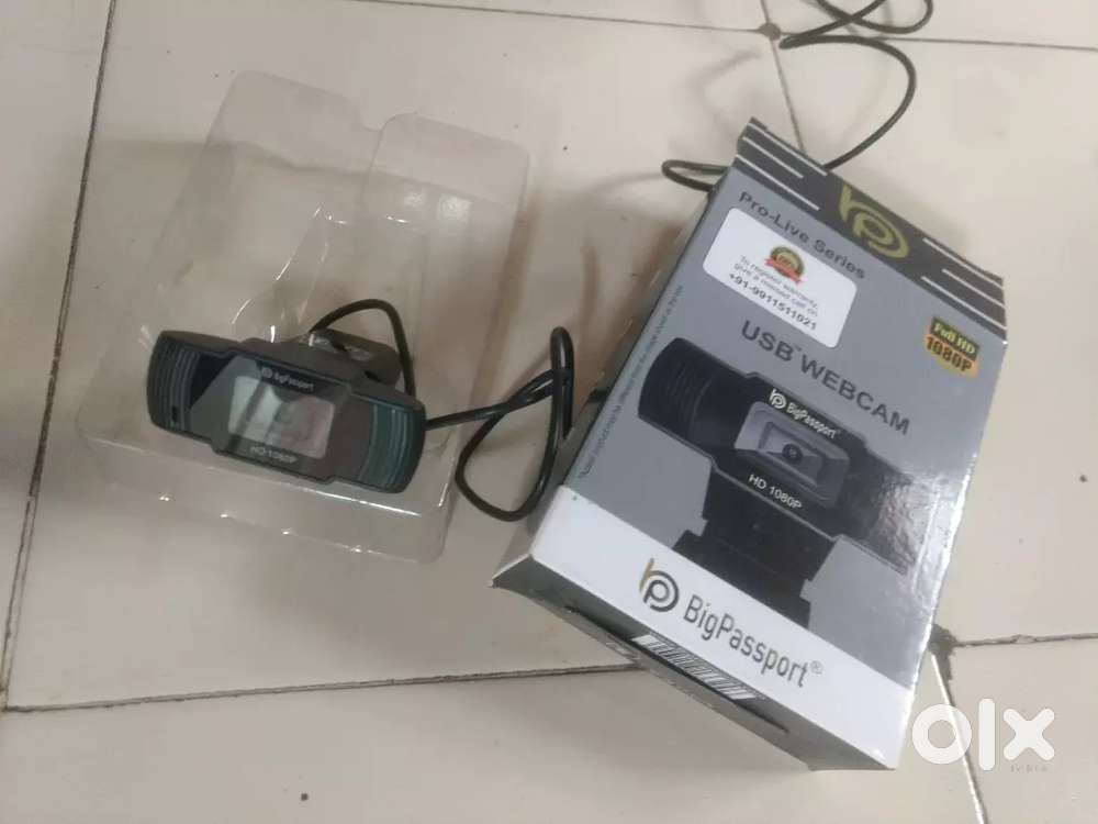 Headphone and webcam only for 899
