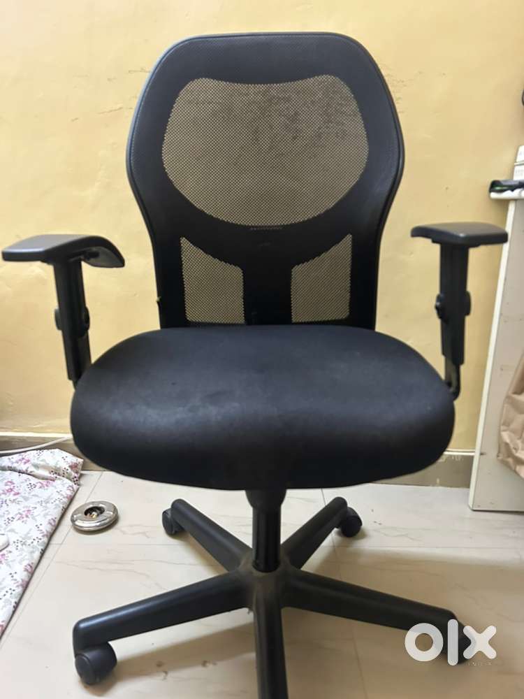 Computer Chair for Sale – Excellent Condition