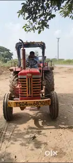 Mahindra 275 with new trailer