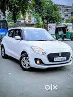 Maruti Suzuki Swift VXi + Manual, 2020, Petrol