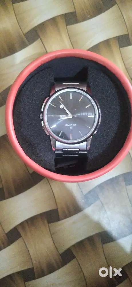Premium look watch